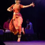 Navya Nair Instagram - Sharing glimpses of Akbar travels presents, Maathangi festival 2023, sponsored by Navya Bakes in association with JTpac and Soorya, radio partner Redfm, Curated by Navya nair Maathangi festival day 3 witnessed an evening of sheer elegance and artistry with Smt Meenakshi Sreenivasan .. Video @anandhu_hari1 @jtpac_choice @akbartravels @farmfedfoods @navyabakeshop @ksfeltdofficial @redfmmalayalam #vennalamahadevatemple #mathangifestival2023 #Day1 #bharatnatyam #NavyaNairPerformance #IndianDance #CulturalHeritage #ArtistryInMotion #festivalsinindia # festivals in kerala