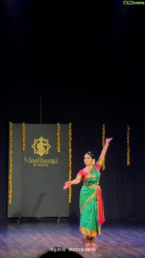 Navya Nair Instagram - Glimpses of Bharathanatyam performance from @navyanair143 ✨💃🏻 Maathangi festival 2023 - Day 1 @maathangibynavya Nattuvangam - Kalamandalam Karthika Harikrishnan @kalamandalamkarthika Vocal - Bhagyalakshmi Guruvayoor @bhagya_92 Mridangam - Prabaljith @prabaljithkb Veena - Dharmatheerthan @dharma_theerthan #bharathanatyam #navyanair #maathangifestival2023 #dancersoninstagram #dancer #dance #dancelife #dancelover #classicaldance #classicaldancer #bhavaragam #trendingreels #danceindia #keralagallery #tamilnadu #indianartnrithya #nrithya #natya #actress #mollywood #mollywoodactress #thillana Tripunithura, Kochi City