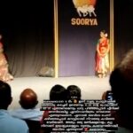 Navya Nair Instagram - @navyanair143 & ടീം 😍 ഇന്ന് സൂര്യ ഫെസ്റ്റിവലിൽ ഭരതനാട്യ കച്ചേരി ഉണ്ടെന്നും 6.45 ന്റെ പ്രോഗ്രാമിന് 5.45 ന് എത്തണമെന്നും ധന്യ പറഞ്ഞപ്പോൾ എനിക്ക് മനസിലായില്ല എന്തിനാണിത്രേം നേരത്തെ എത്തുന്നതെന്ന്.. എന്നാൽ അവിടെ ചെന്ന് കഴിഞ്ഞപ്പോൾ മനസ്സിലായി നിറഞ്ഞു കവിഞ്ഞ വേദിയാണ്.. അതും ഒരു മണിക്കൂറോളം ക്യൂ നിന്നാണ് ഇയാളുകളെല്ലാം നൃത്തം കാണുന്നതിനായി അവിടെ എത്തുന്നത് ❤️ കലയെയും, കലാകാരന്മാരെയും, ആസ്വാദകാരെയും പ്രോത്സാഹിപ്പിക്കുന്നതിനായി @sooryafestival നൽകുന്ന സംഭാവന വളരെ വലുതാണ് 🙏🏼 Soorya Festival