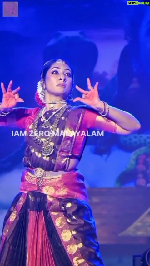 Navya Nair Instagram - നവ്യനടനം Navya Nair Classical Dance #navyanair