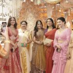 Navya Nair Instagram - Navaratri celebrations @kalyanjewellers_official Thenk you @rameshkalyanaraman for the invite .. May goddess bless you more and more .. Jewels @m.o.dsignature Muh @makeupby_nami_ Styling @rn.rakhi