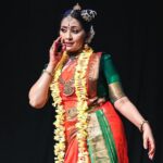 Navya Nair Instagram - Dancing @sooryafestival is a feeling for every artists .. gratitude forever and for everything to Soorya Krishnamoorthy sir .. Thankful to the overflowing crowd who have come to watch me dance and grateful for the overwhelming response through your applause .. Always indebted to God , my parents and now to my mentor and Guru , Smt : Priyadarsini Govind , who is an epitome of kindness and pure love , the one who changed my outlook towards life and dance .. Thank you akka for being with me .. Thank you @anoop_ravlat fr the clicks , the first pose is amazing 🙏🏻 #bharatnatyam #NavyaNairPerformance #IndianDance #CulturalHeritage #ArtistryInMotion #festivalsinindia # festivals in kerala #dancerslife #navyanairdance