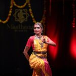 Navya Nair Instagram - Sharing the glimpses of Akbar travels presents, Maathangi festival 2023 in association with JTpac and Soorya, radio partner Redfm, Curated by Navya nair Maathangi festival day 4 , witnessed the nuances of abhinaya and intricacies of adavus with grace and elegance embodied by none other than Smt Priyadarsini Govind .. @jtpac_choice @akbartravels @farmfedfoods @navyabakeshop @ksfeltdofficial @redfmmalayalam #vennalamahadevatemple #mathangifestival2023 #Day5 #bharatnatyam #NavyaNairPerformance #IndianDance #CulturalHeritage #ArtistryInMotion #festivalsinindia # festivals in kerala