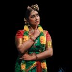 Navya Nair Instagram - "𝐀𝐍𝐃𝐀𝐋" . Bharatanatyam by Actress & Dancer Navya Nair @navyanair143 on Day 1 of Maathangi Festival @maathangibynavya in collaboration with @jtpac_choice sponsored by @farmfedfoods . Title sponsor @akbartravels . . Nattuvangam : @kalamandalamkarthika Vocal : @bhagya_92 Mridangam : @prabaljithkb Veena : @dharma_theerthan . Makeup : @vargheseantony_bridal_makeover . . #classicaldance #dance #indianclassicaldance #dancer #bharatanatyam #adobelightroom #dancersofinstagram #palazhimadhanam #classicaldancer #dancers #classical #bharatnatyam #samudramanthan #maathangi #artist #maathangibynavya #art #bharathanatyam #snphotography #bharatanatyamdancer #maathangifestival #indianclassical #navyanair #classicaldancers #kuchipudi #chidambaram #dancelife #thillainatarajatemple #dancephotography #artphotography Jt Pac