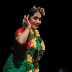 Navya Nair Instagram - "𝐀𝐍𝐃𝐀𝐋" . Bharatanatyam by Actress & Dancer Navya Nair @navyanair143 on Day 1 of Maathangi Festival @maathangibynavya in collaboration with @jtpac_choice sponsored by @farmfedfoods . Title sponsor @akbartravels . . Nattuvangam : @kalamandalamkarthika Vocal : @bhagya_92 Mridangam : @prabaljithkb Veena : @dharma_theerthan . Makeup : @vargheseantony_bridal_makeover . . #classicaldance #dance #indianclassicaldance #dancer #bharatanatyam #adobelightroom #dancersofinstagram #palazhimadhanam #classicaldancer #dancers #classical #bharatnatyam #samudramanthan #maathangi #artist #maathangibynavya #art #bharathanatyam #snphotography #bharatanatyamdancer #maathangifestival #indianclassical #navyanair #classicaldancers #kuchipudi #chidambaram #dancelife #thillainatarajatemple #dancephotography #artphotography Jt Pac