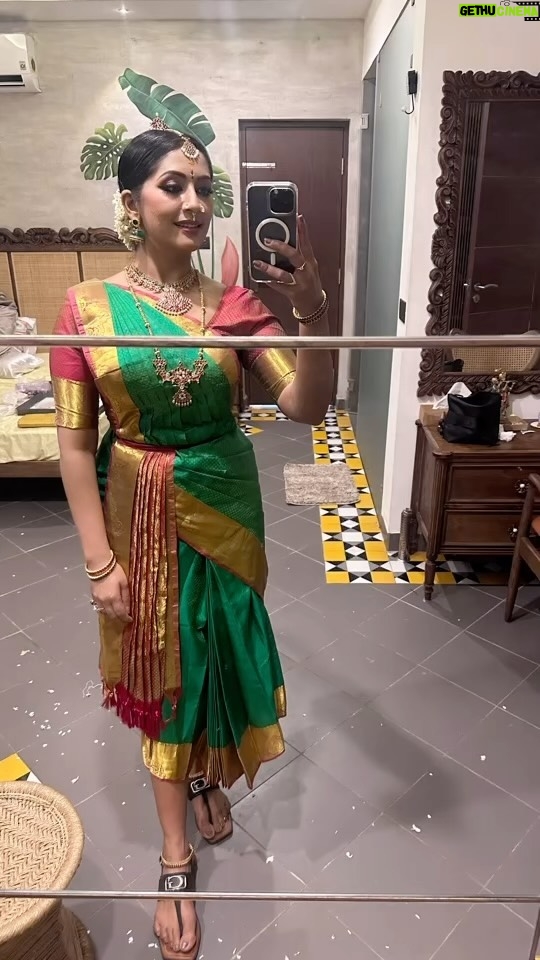 Navya Nair Instagram - Mom and kiddo … ❤️ @maathangibynavya #maathangifestival
