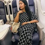 Navya Nair Instagram - Bye bahrain !!! ❤️ #traveldiaries #sleepyhead #innerhappinessmatters #bethelight