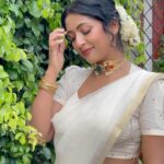 Navya Nair Instagram - Onam @ kidilam Styled @rn.rakhi MUA @makeupby_nami_ Wearing @ektha.prescilajosephchungath Jewellery @baala_jewels Luna bangle @figmenterie Photography @nithin_c_nandakumar Styling assistant @bhadraramesh97