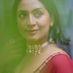 Navya Nair Instagram - Rare is the soul who holds my heart !!! Styled @rn.rakhi MUA @makeupby_nami_ Wearing @jmes_couture Jewellery @ladies_planet_rental_jewellery Styling assistant @susaaani_ Photography @renjner