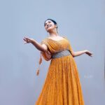 Navya Nair Instagram - Breath !!! Styled @rn.rakhi MUA @makeupby_nami_ Wearing @onaya_official Jewellery @silver_andsalt Styling assistant @susaaani_ Photography @_kiran.photography_