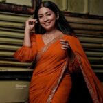 Navya Nair Instagram - Wherever you stand be the soul of that place !!! Styled @rn.rakhi MUA @makeupby_nami_ Wearing @jmes_couture Jewellery @adorebypriyanka Styling assistant @susaaani_ Photography @renjner