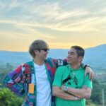 Nawat Phumphothingam Instagram - เราอาจจะมีความแตกต่างกัน แต่ไม่มีอะไรสำคัญไปกว่าครอบครัว 👨‍👩‍👦🤍 Khao Kho