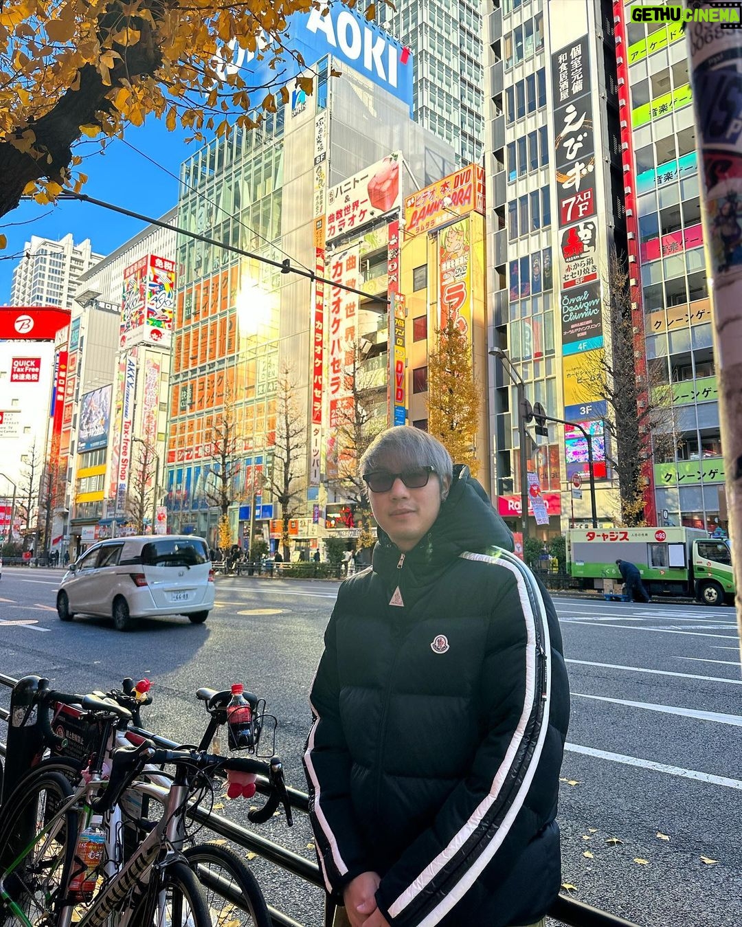 Nawat Phumphothingam Instagram - 🌆