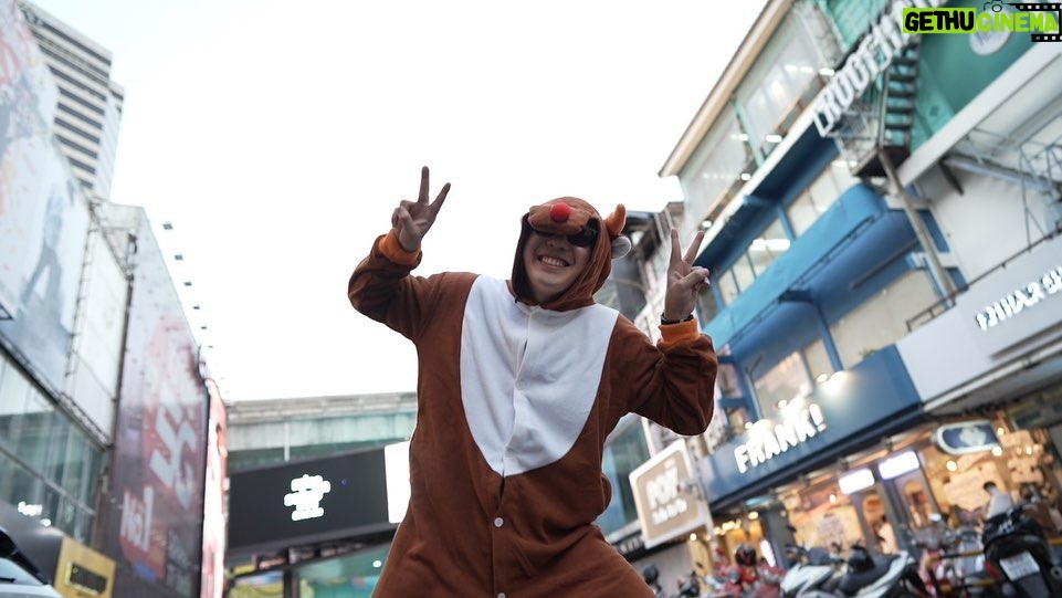 Nawat Phumphothingam Instagram - จ๊ะเอ๋🦌