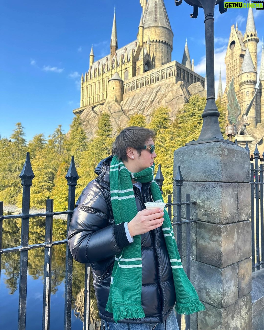 Nawat Phumphothingam Instagram - อย่าเอ่ยถึงคนที่คุณก็รู้ว่าใคร🧙🏻♂️🪄