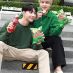 Nawat Phumphothingam Instagram – ก๊อกๆๆ ทุกคนฟังทางนี้ ไวท์กับม่อน ชวนทุกคนมาร่วมสร้างเทรนด์ใหม่ ถ่ายภาพให้สนุกซ่ามีสีสันไม่เหมือนใครกับสองสแน็กคู่ใจ “เทสโต” และ “แฟนต้า” 
มีสิทธิ์ลุ้นเป็น 15 ผู้ชนะ ร่วม Exclusive Event กับ ปอนด์-ภูวินทร์ มาร่วมสนุกกันเยอะๆนะทุกคน 

รีบเลย! แค่โพสต์ภาพ ไอเดียเก๋ๆ สนุกซ่าในแบบของคุณ ใต้โพสต์กิจกรรมบนเพจ Fanta Thailandโดยมี “แฟนต้า” รสชาติใด ขนาดใดก็ได้ และ“เทสโต”รสเอ็กซ์ตร้าโนริสาหร่ายในภาพไอเดียเก๋ๆ
พร้อมติด #ภารกิจคู่ซ่าแฟนต้าคู่เทสโต

ร่วมสนุกได้ตั้งแต่วันที่ 1 – 18 มิถุนายนนี้
อ่านรายละเอียดเพิ่มเติมได้ที่ Facebook Fanta Thailand 💚

#Tasto #ภารกิจคู่ซ่าแฟนต้าคู่เทสโต