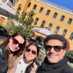 Neelam Kothari Instagram – It’s Spring time 🌺🧿🧿🧿
@samirsoni123