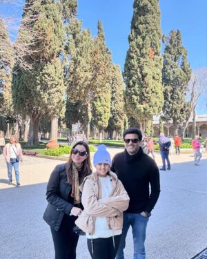 Neelam Kothari Instagram - It’s Spring time 🌺🧿🧿🧿
@samirsoni123