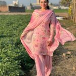 Neeru Bajwa Instagram - A walk in #nature …walks the soul back home #motherland #punjab