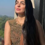 Neeru Bajwa Instagram - Shayar ✍️ April 19,2024❤️ @satindersartaaj @thite_santosh @jagdeepsinghwarring @udaypratapofficial @sandy24fps @omjeegroupofficial @itsneerubajwaentertainment