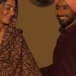 Neeru Bajwa Instagram - • @satindersartaaj ਫੁੱਲ ਤੇ ਖ਼ੁਸ਼ਬੋ ਅੱਜ ਮਿਲ਼ ਕੇ ਮਹਿਫ਼ਿਲ ਕਰਵਾਉਣ ਲੱਗੇ ਨੇ । ਧਰਤੀ ਤੋਂ ਲਈ ਇਜਾਜ਼ਤ ਸੁਫ਼ਨੇ ਰੰਗਵਾਉਣ ਲੱਗੇ ਨੇ । ਬੱਦਲ਼ਾ ਨੇ ਬੰਦੋਬਸਤ ਵੀ ਕੀਤੇ ਨੇ ਉਮਦਾ ਸਾਰੇ, ਧੁੱਪ ਹੋਰੀਂ ਲਾਉਣ ਕਨਾਤਾਂ ਮੌਸਮ ਜੀ ਗਾਉਣ ਲੱਗੇ ਨੇ । - ਸਤਿੰਦਰ ਸਰਤਾਜ 🌷𝓟𝓱𝓾𝓵𝓵 𝓽𝓮 𝓚𝓱𝓾𝓼𝓱𝓫𝓸💓#𝓈𝑜𝓃𝑔 #outnow (Link in Bio) from ‪#𝓢𝓗𝓐𝓨𝓐𝓡‬ ਸ਼ਾਯਰ شاعر शायर {In Cinemas ‪#𝗔𝗽𝗿𝗶𝗹𝟭𝟵𝘁𝗵𝟮𝟬𝟮𝟰}‬‬ ‪#satindersartaaj‬ #neerubajwa @neerubajwa @udaypratapofficial @jagdeepsinghwarring @thite_santosh @yograjofficial @manch_rangmanch @malkeetrauni @officialrupinderrupi @sandy24fps @beatministerofficial @arvindchoreographer @speedrecords @sameercharegaonkar @bharat_raawat @iam_rajowal @designer.nitasha @kaif_themakeupartist @omjeegroupofficial @itsneerubajwaentertainment #phulltekhushbo #shayar 💝