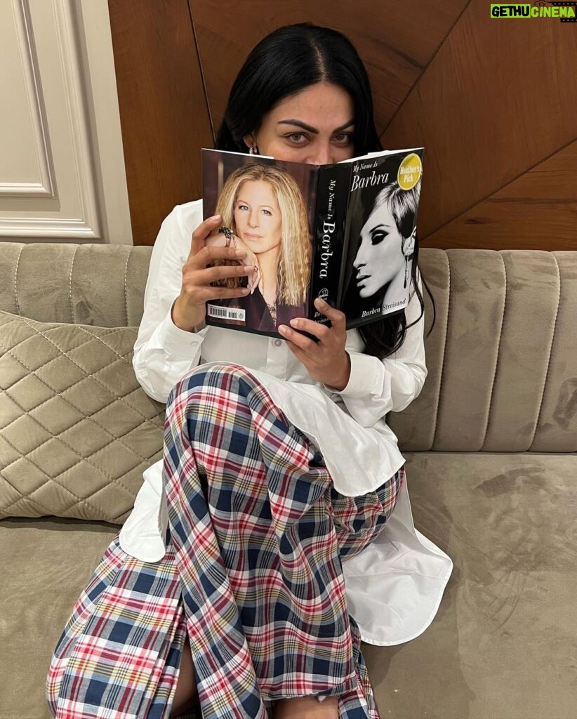 Neeru Bajwa Instagram - I have been bombarded with so many memories and experiences of my own while reading #thisisbarbara. So much we tuck away somewhere deep inside us… I have overcome , grown and healed but yet that little girl who saw so much still knocks at my door time to time. Looking back I want to say “you did well, Neeru. Be proud and keep going baby ❤” If anyone needed to hear this today… you got this! I love you #barbarastreisand even more so after I started your #autobiography ❤ #dontrainonmyparade #funnygirl