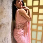 Neeru Bajwa Instagram - Last nights #lewk #peffa2024 Saree 💕 my mummy’s closet #chantilly Styled by @roma2204 @thenanditakohli Jewels @manimuktaajewels Hair @hairbyramacoiffeur