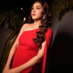 Neeti Mohan Instagram - Mood check ❤️