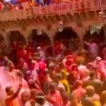 Neeti Mohan Instagram – Aaj Biraj Mein Holi Re Rasiya……

@neetimohan18 @iamjayakishori @raaj_aashoo 

#vrindavanholi #vrindavan #holi #vrindavandham #mathura #mathuravrindavan #vrindavandiaries #harekrishna #braj #vrindavankrishna #holifestival #radharani #sari #brajkiholi #reels #radhakrishna #iskconvrindavan #karanvigcouture #karanvig #krishna #brajholi #radhakrishnalove #reelsinstagram #idcyeah #sareesofinstagram #meninsaree #sakhi #hori #boysinsaree #sareereels