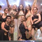 Neeti Mohan Instagram - Mysore 🫶🏼 #MohanSistersLive @amit_thosar @souravsharmaofficial @mohansisterslive @guptameghal @amrutaraut1221 @tanishaprasad @killachoc_famouscrew @agnihotri_ishita999 @yash.l.amin @lockboi_shubhu @ritickasjalan @rasilaravariamua @jagtap721 #MSL