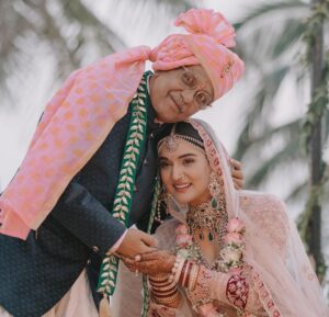 Neeti Mohan Instagram - Overjoyed and Beyond Grateful for such an auspicious occasion in our family. 

Papa had to miss our wedding due to health reasons but this time, in his presence the wedding felt complete. 

Thank you God for this 🙏🏼🥹

We feel blessed, as with folded hands we welcome Thakur Family in our lives. 

Welcome home @whokunalthakur 🌹🫶🏻

Ab tum bhi Mohana gaye ho! 

Golu! our choti bacchi @muktimohan wishing you a lifetime of happiness, prosperity and love ❤️ 

Sabka khayaal rakhna aur apna sabse zyaada.

Mud ke na dekho Dilbaro 😥

#KunalKoMiliMukti

Thank you for capturing these precious moments @themadeinheaven 🫶🏻