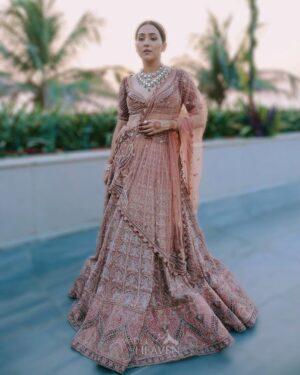 Neeti Mohan Instagram - Endless Lehenga Loving 😍

Big love to you Payal keyal, Mukul @mukul1588 Shrey Urja for this look. Loved my braid and minimal make up. Love you guys 🫶🏻

Styled by @shreyandurjastyle 

Outfit @payalkeyalofficial 
Jewellery @mortantra 
Potli bag @rubans.in 

Makeup @ritickasjalan 
Hair @aaliyahussainhairmakeupcreator

📸 @themadeinheaven and @shubhamdancer 

#KunalKoMiliMukti