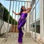 Neeti Mohan Instagram – #IPL Ready 💜 

Outfit: @hellogorgeousbyjazzkaur
Jewellery: @houseofjskjewels
Heels: @londonrag_in
Stylist: @stylebysaachivj
Team: @styledbynikinagda @sanzimehta777 MA Chidambaram Stadium , Chennai