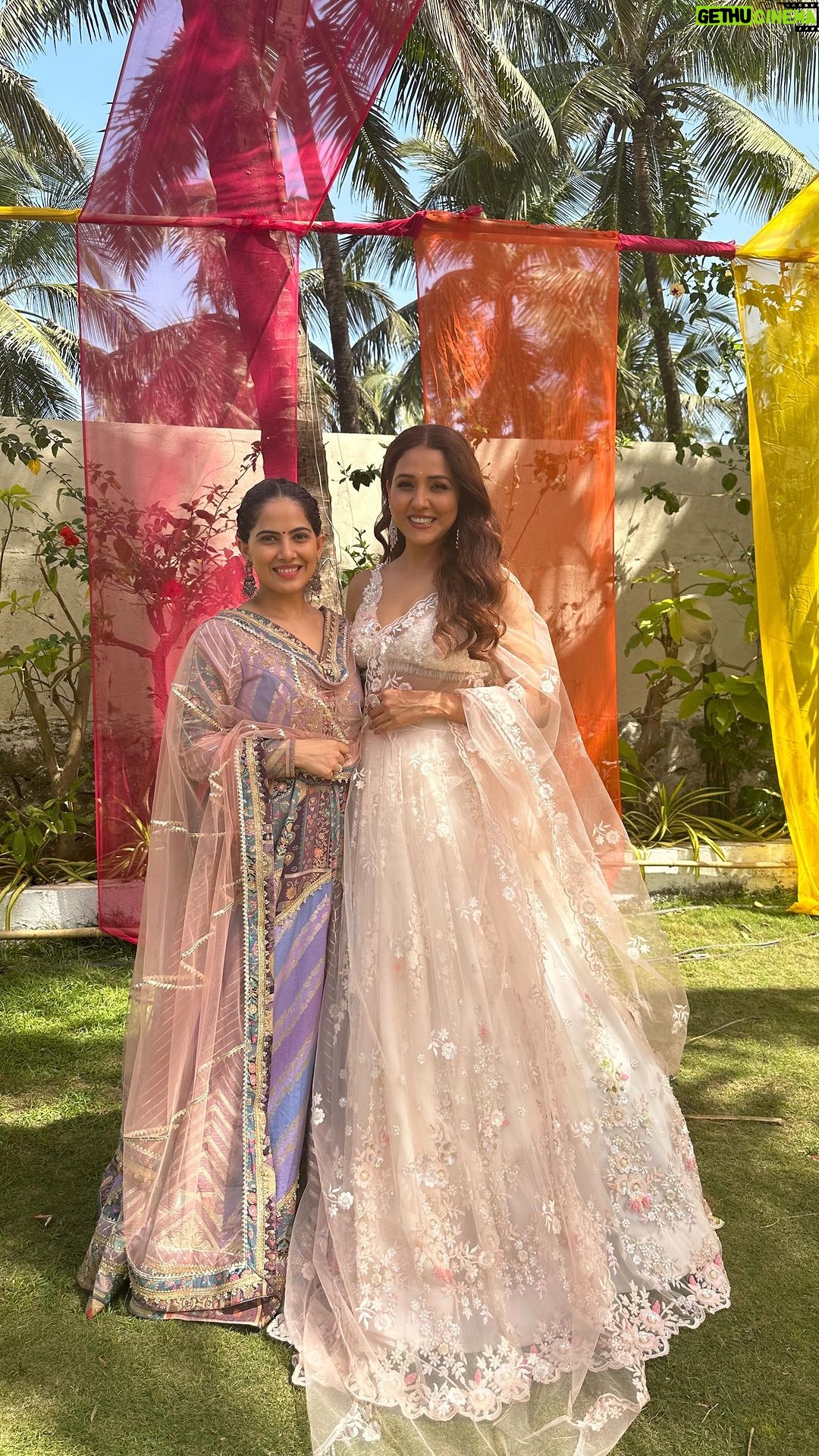 Neeti Mohan - 743.9K Likes - Aapki Holi mangalmay ho!!!
Hardik Shubhkamnaein #AajBirajMeinHoliReRasiya 🌹
#tseries #BhushanKumar @tseries.official @iamjayakishori @raaj_aashoo @iamseepijha @lovesh_nagar @akshitamudgal @sammeerdeshpande @wadkekeni @neelammuntashir @aditude__ @official_mmentertainment @rajchanana