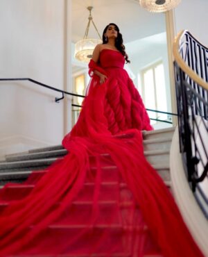 Niharika Nm Instagram - I had my red carpet moment you guys!!! 🥺 Growing up with body image issues and extremely low self confidence I never in my wildest dreams would’ve imagined being able to do something like this. I truly don’t know what to say but thank YOU for having my back on this crazy journey we’ve been together since I started making videos as a 16 year old. I’m forever grateful to YOU ❤️

@shantanunikhil thank you for making me feel like a princess and letting me be your muse and @anaitashroffadajania I could never have a big moment that you’re not a part of and I never will 🫶🏻

@brut.india THANK YOU for honouring me with this opportunity! I’m so so grateful 🙏🏻

A massive thank you to my team for being the best support system. @parulpparmar I truly don’t know what I’d do without you being there for me every single moment. You make me a better person!
 @viraj_sheth it’s been almost a decade and you still continue to believe in me even when I don’t
  @vivianambrose thank you always having my back 🫶🏻

Wearing custom @shantanunikhil 
Earrings @renuoberoiluxuryjewellery 
Ring @anayah_jewellery 

Styled by @anaitashroffadajania 
Assisted by @neonasanjaybahri 
Shot by @vivianambrose 
HMU: Mel, Julia @jmronquilloglamteam @jm_honeyz