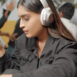 Niharika Nm Instagram - Always in my own world😬🎧   Built for all-day streaming, the Ultimate Noise Canceller: Nirvana 751 ANC lets me block out the chaos and continue watching✨ Pre-order your stream edition now ! #boAtXNetflix #StreamEdition #indiakeepwatching