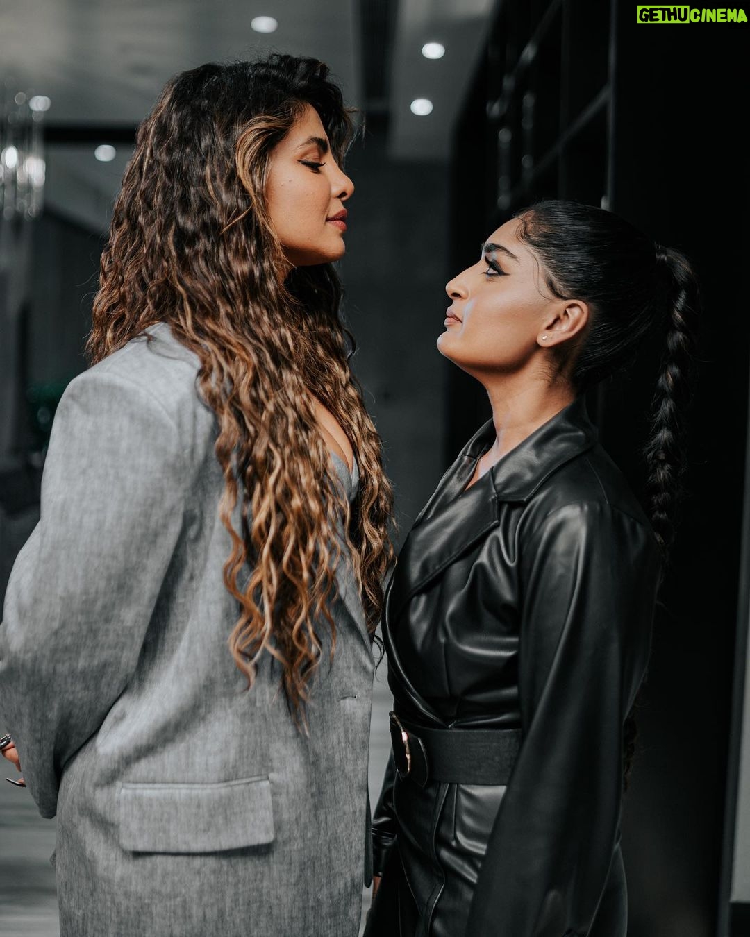 Niharika Nm - 883.2K Likes - Gave a piece of my heart to PC today ❤️🥺 @priyankachopra