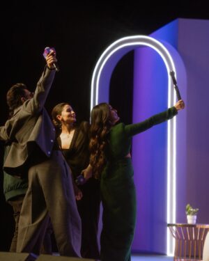 Niharika Nm Instagram - Still looking for that Jhumka with Rocky aur Rani 👀❤️
@ranveersingh @aliaabhatt 

@spotifyindia 
@dharmamovies 
@saregama_official 
#spotifypremiumfansfirst 
#spotifypremium