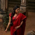 Nikhila Vimal Instagram - ♥️ Photography & post production @plan.b.actions @jibinartist Styling - @Styledbysmiji Makeup - @femy_antony__ Outfit- @cliosilk Jewellery - @sangeetha916gold Camera team @dayonphotos @abishek_ps @nijunair_