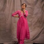 Nikhila Vimal Instagram – Me again💫

Photography & post production @plan.b.actions @jibinartist 

Styling – @Styledbysmiji 

Makeup -@Femyantony

Outfit- @charumakkar

Camera team @dayonphotos @abishek_ps @nijunair_
