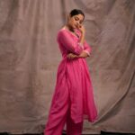 Nikhila Vimal Instagram - Me again💫 Photography & post production @plan.b.actions @jibinartist Styling - @Styledbysmiji Makeup -@Femyantony Outfit- @charumakkar Camera team @dayonphotos @abishek_ps @nijunair_
