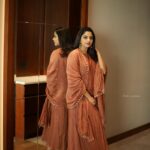 Nikhila Vimal Instagram - ✨✨✨ @zuleiha_by_shehazeen @styledbysmiji @pureallure.in @femy_antony__ @athul_krishna________