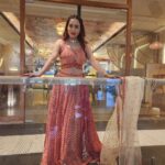 Nikita Rawal Instagram - Happy diwali my Instagram family ❤️ God bless you everyone 🙏 ❤️ #diwali #happyness #nikitarawal