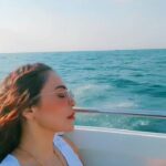 Nikita Rawal Instagram - Lazy lamhain ❤️ #lazy #weekand #sea #seababy