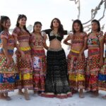 Nikita Rawal Instagram – Behind the scenes ❤️🎬💕

#nikitarawal #kamariya ##nikkitunes #bts 
#shoots #onlocation #shootitwithfilm