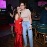 Nikita Rawal Instagram - It was vibrant evening 💓 Kamariya Love you everyone for love ❤️ @manav.manglani @itsaastharawal @actormanojjoshi @gurpreetkchadha @basantrrasiwasia @tirth_rawal @urvashesolanki @simransachdevaofficial @smita.gondkar @parulchawla9 @taanee792 @