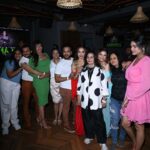 Nikita Rawal Instagram - It was vibrant evening 💓 Kamariya Love you everyone for love ❤️ @manav.manglani @itsaastharawal @actormanojjoshi @gurpreetkchadha @basantrrasiwasia @tirth_rawal @urvashesolanki @simransachdevaofficial @smita.gondkar @parulchawla9 @taanee792 @