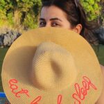 Nikki Galrani Instagram - Sky above, Sand Below & Joy within 🦋