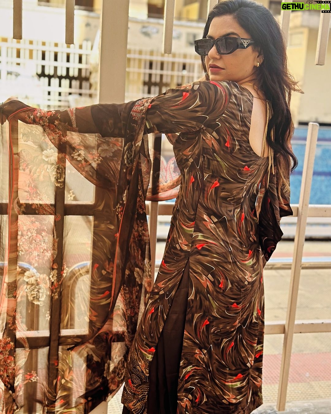 Nisha Bano Instagram - Gud morning ji sareya nu 🙏🏻🙏🏻💐
