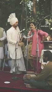 Nisha Bano Instagram - Super excited 🥰🫶🏻 @imtiazaliofficial sir @diljitdosanjh #chamkila #movie #arrahman #parineetichopra #netflix #nishabano 🫶🏻